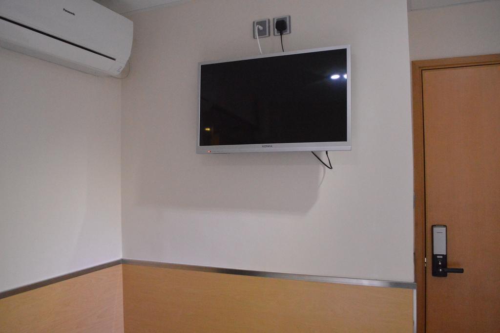 Modern Inn Хонконг Екстериор снимка