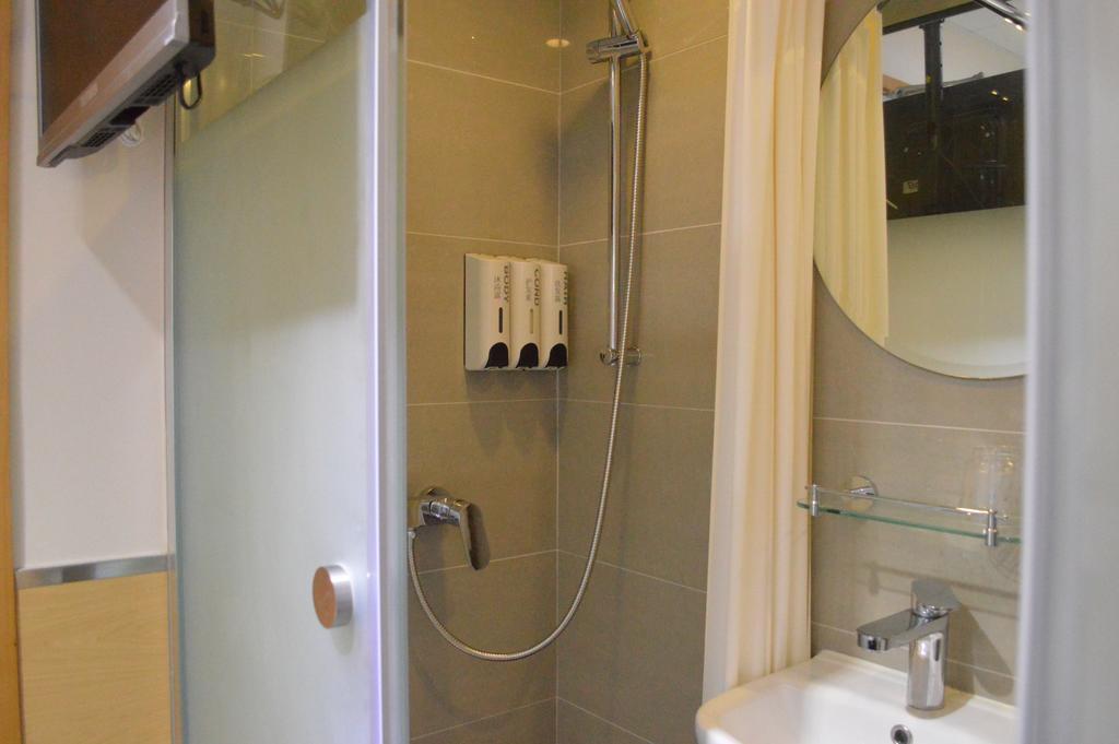 Modern Inn Хонконг Стая снимка