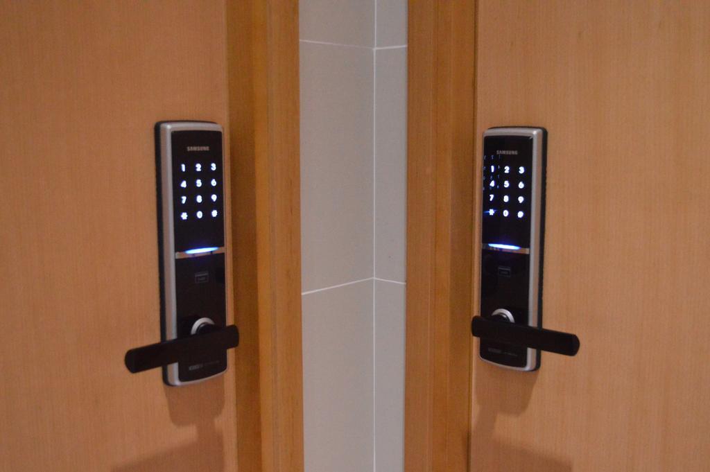 Modern Inn Хонконг Екстериор снимка