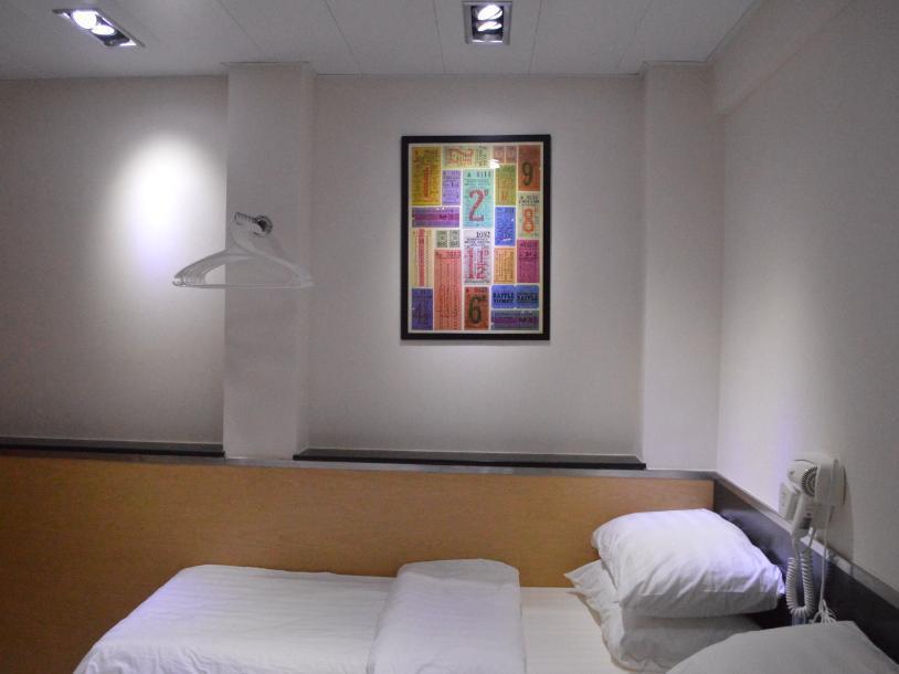 Modern Inn Хонконг Екстериор снимка