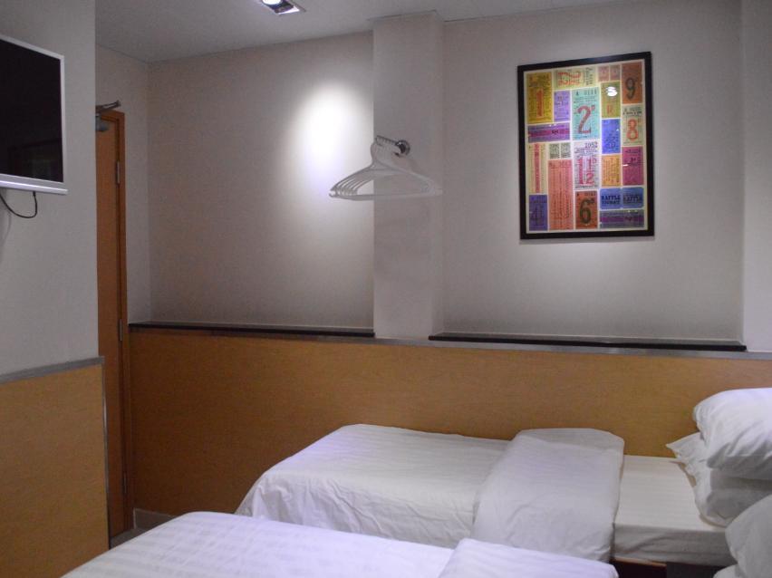 Modern Inn Хонконг Екстериор снимка